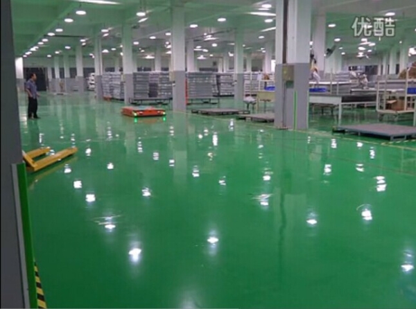 雙驅(qū)動(dòng)雙向潛伏舉升型AGV在浙江喜臨門(mén)客戶現(xiàn)場(chǎng)