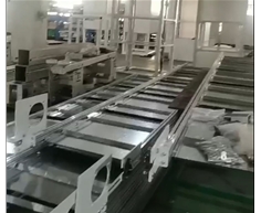 AGV周邊配套提升機，輸送線組裝中