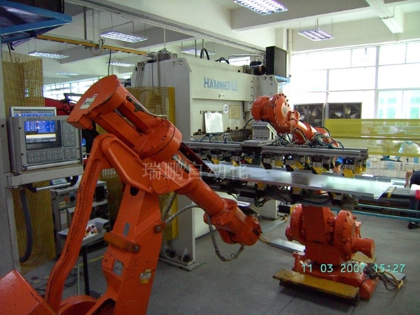 工業(yè)機(jī)器人“折彎?rùn)C(jī)管理”