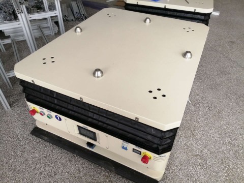 雙驅(qū)雙向舉升型AGV （型號：RP-JS-H550SQ-WBC1）